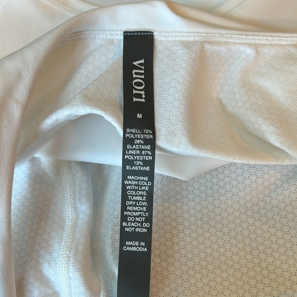 NWT Vuori Daily Crop in White Size Medium - Picture 4 of 6